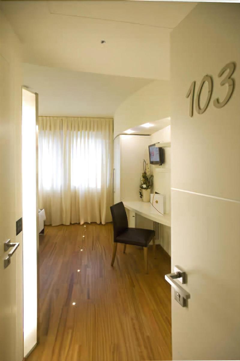 Hotel Napoleon Кераско Екстериор снимка