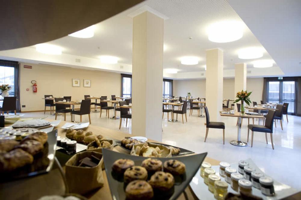 Hotel Napoleon Кераско Екстериор снимка