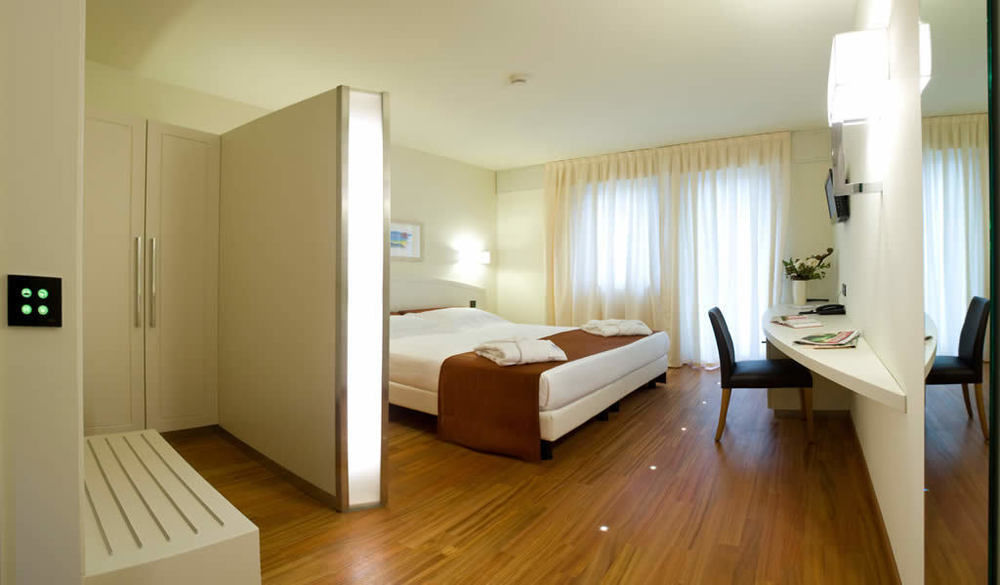 Hotel Napoleon Кераско Екстериор снимка