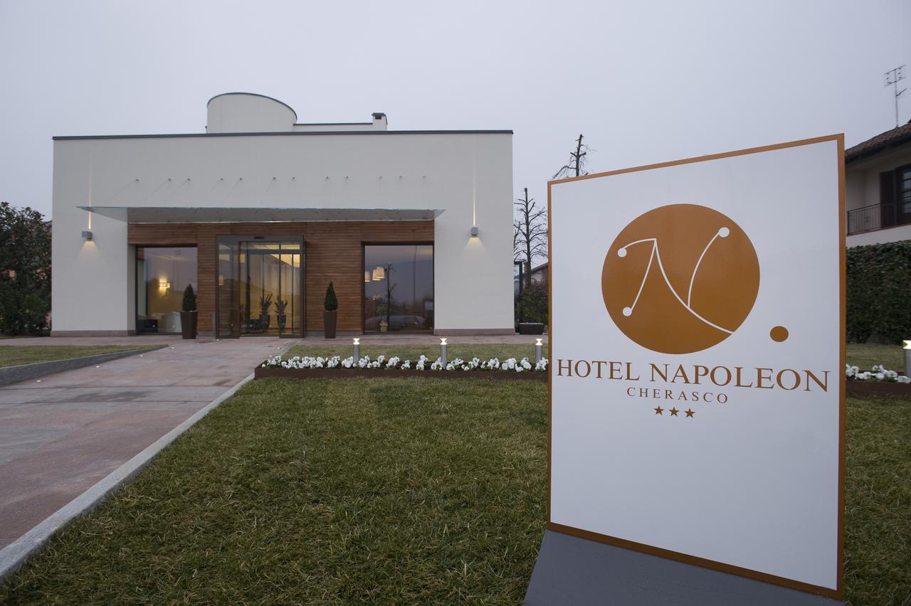 Hotel Napoleon Кераско Екстериор снимка