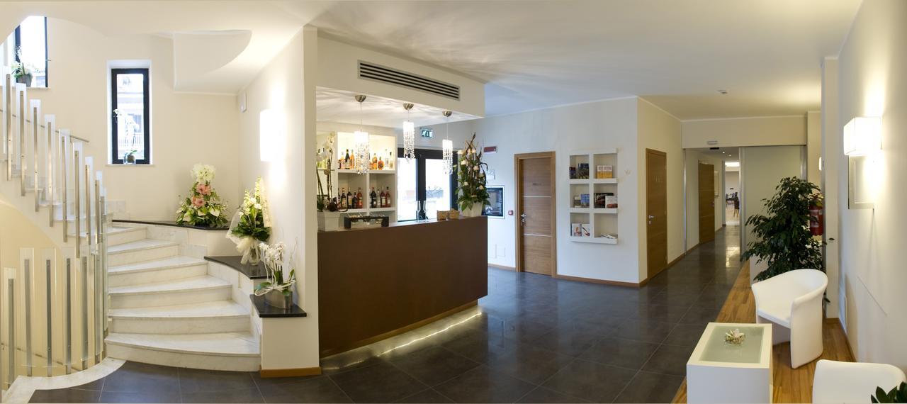 Hotel Napoleon Кераско Екстериор снимка