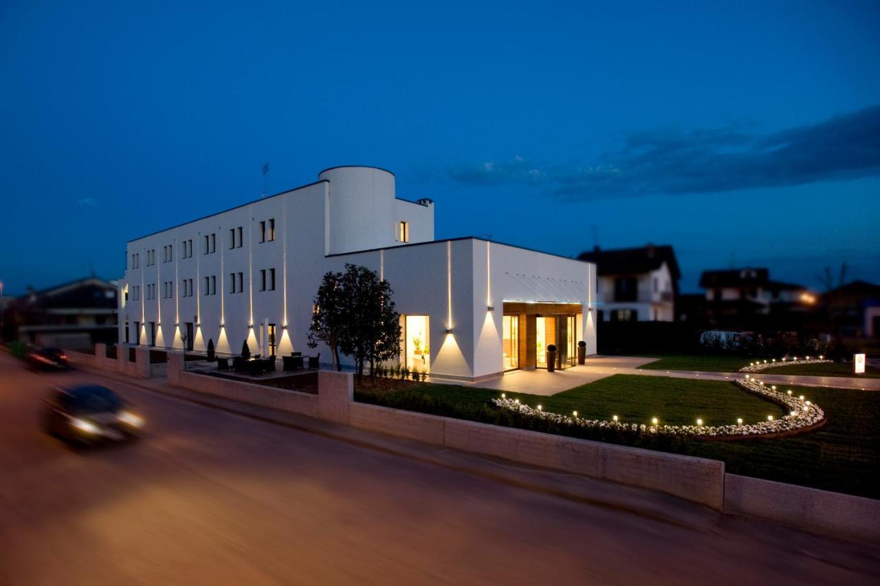 Hotel Napoleon Кераско Екстериор снимка
